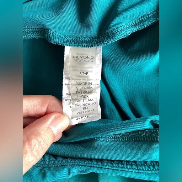 Beyond Yoga skirt skort Size Small - Picture 7 of 7